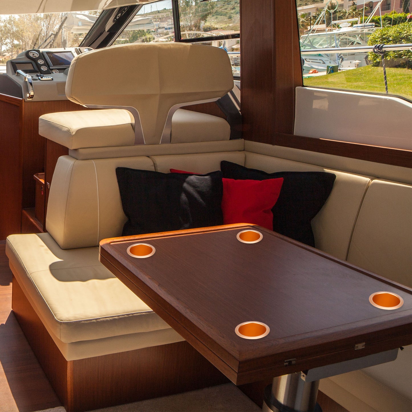 Alt text.
